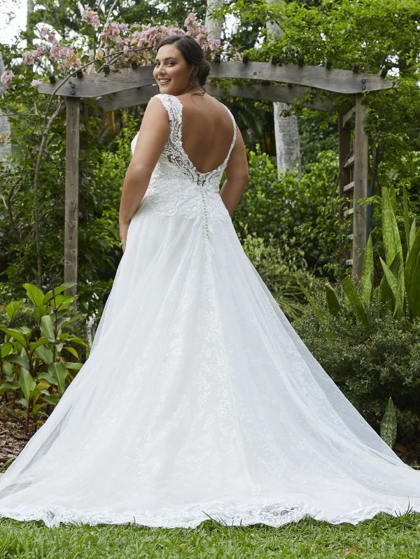 Christina Wu 29403 Scoop Back Sweetheart Neck Plus Size Bridal Dress - Image 3