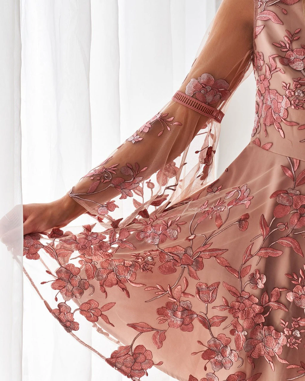 Davina Dress - Embroidery Rose - Image 5