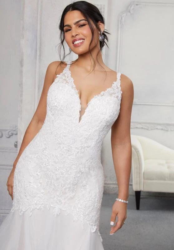 Mori Lee 3322C Carmela Corset Back V-Neck Plus Size Wedding Dress - Image 2