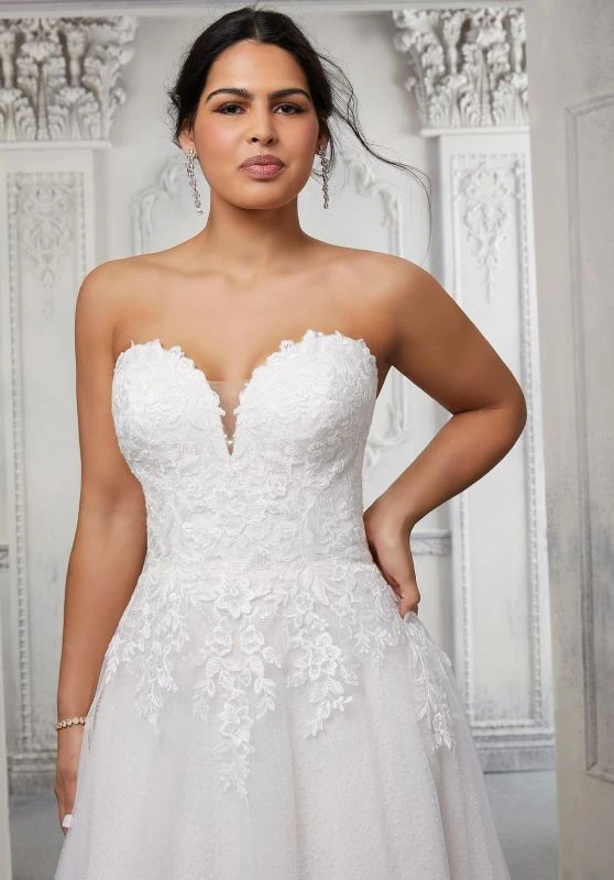 Mori Lee 3326 Carol Sweetheart Neckline Two-Way Plus Size Bridal Dress - Image 2