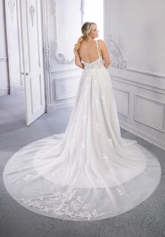 Mori Lee 3334 Cipriana Sweetheart Neckline Plus Size Bridal Dress - Image 3