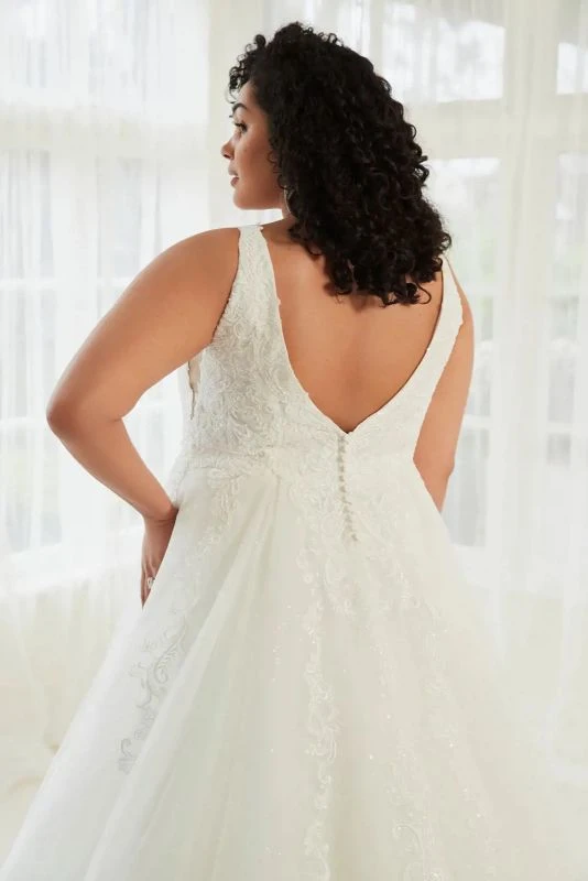 Sophia Tolli ST615FI Sebastian Plunging Neckline V-Back Wedding Dress - Image 2
